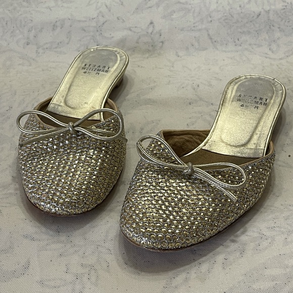 Stuart Weitzman Gold Slipper shoes - Picture 2 of 3